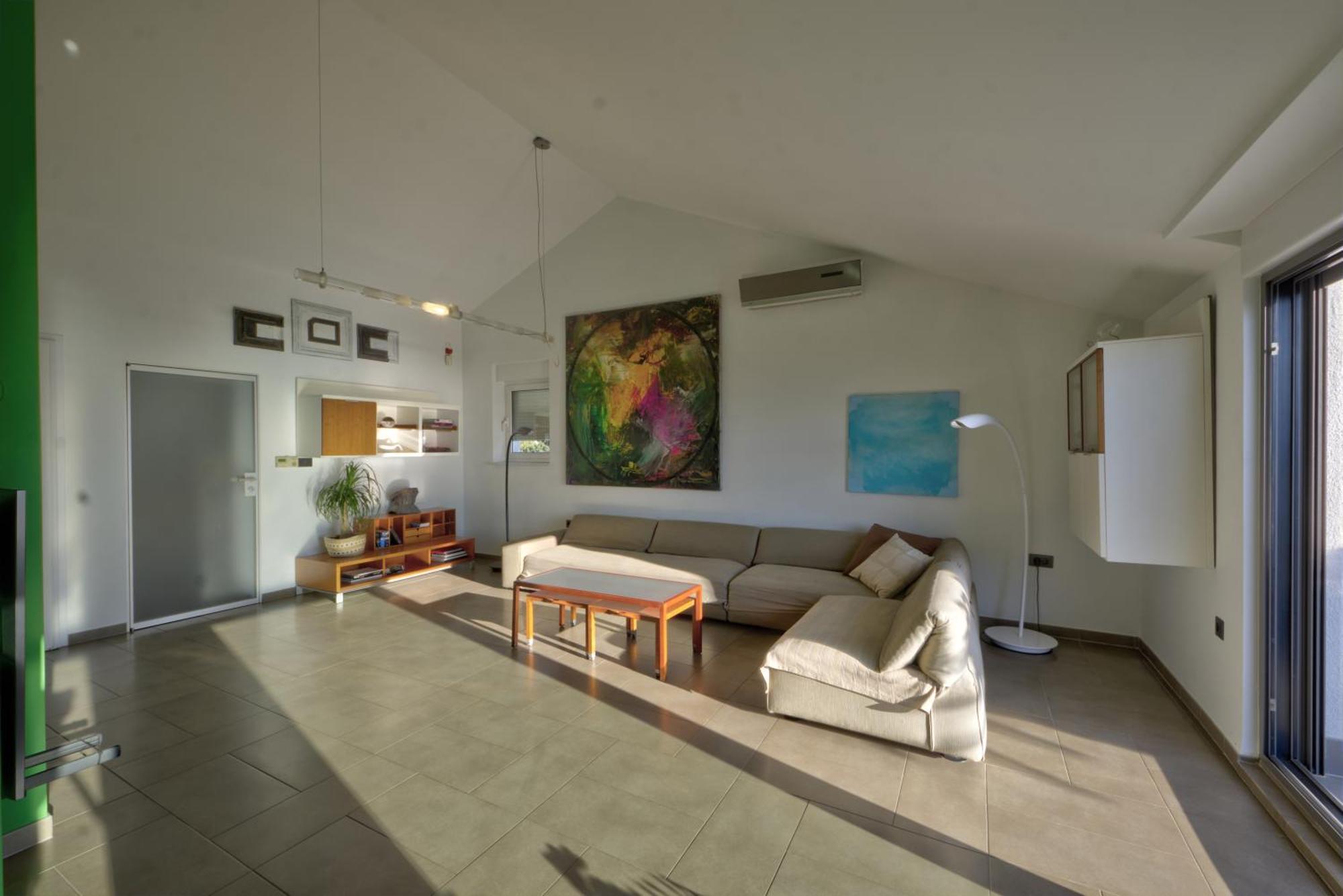 Penthouse Belvedere City View With Private Parking غييكا المظهر الخارجي الصورة
